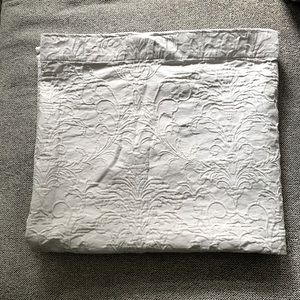 Embossed shower curtain, gray 72” x 66.5”